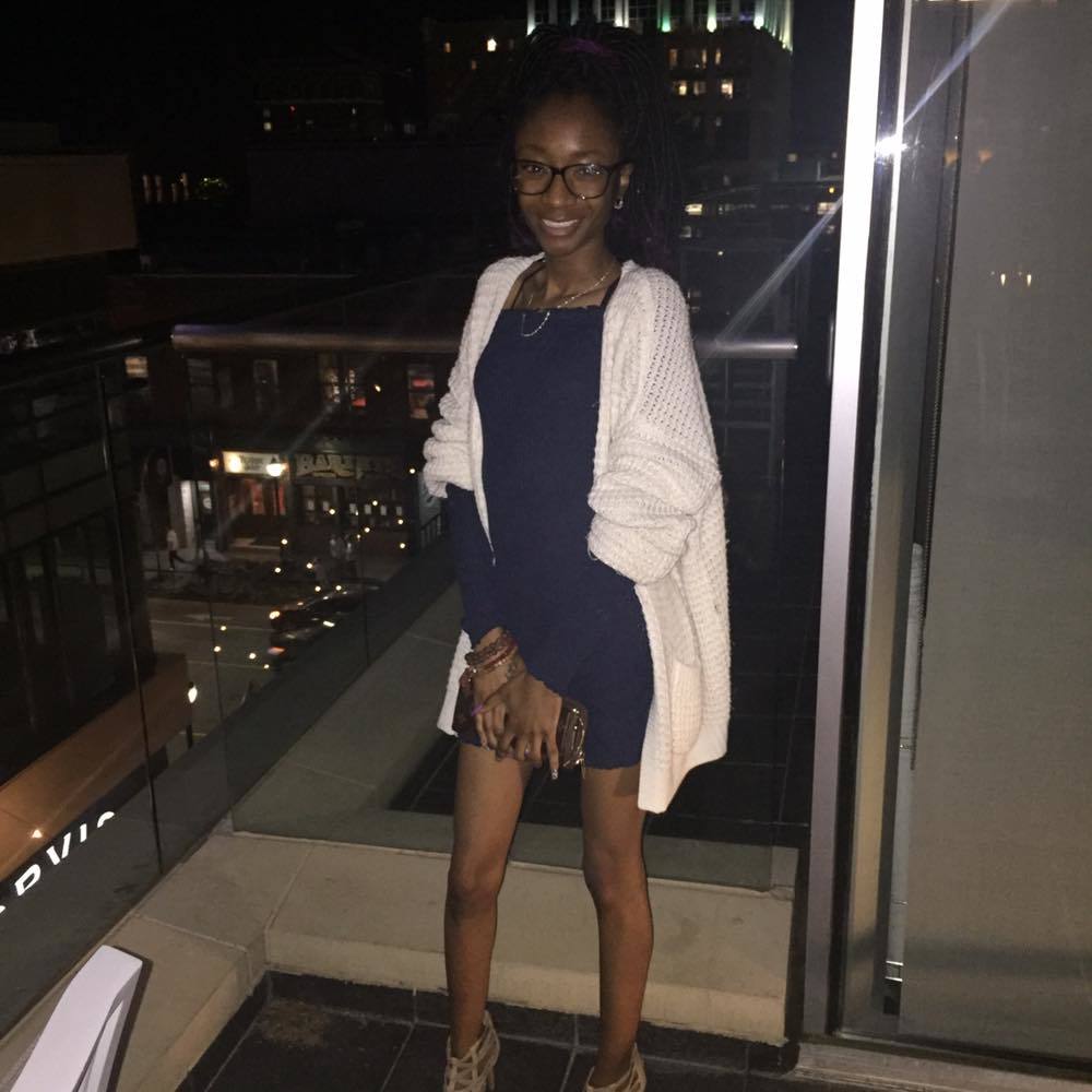 Meet your Posher, Jasmine